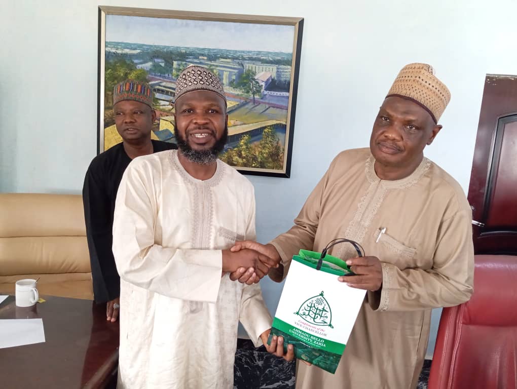 ABU Veterinary Medicine Class Of 82 Visits Alma Mata Donates PAS 
