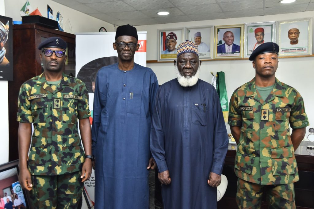 11-Field Engineering Commanding Officer visits ABU, calls on Vice-Chancellor
